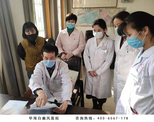11、延迟复工期间，各业务科室部门坚守在疫情防控一线.jpg