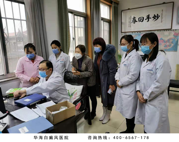 12、延迟复工期间，各业务科室部门坚守在疫情防控一线.jpg